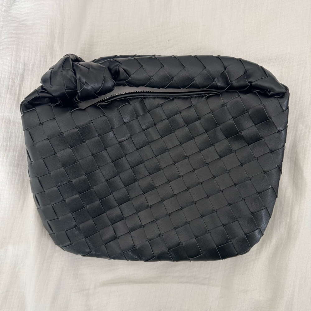 Jodie knot black leather woven bag
